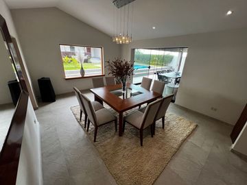 VENTA CASA EN CASUARINAS