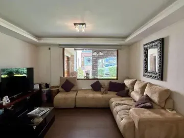 CASA DE 4 HABITACIONES CON JARDIN - EN VENTA - TANDA