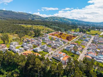 En Venta Terreno 144 m² Sector Conocoto Urbanizacion El Manantial