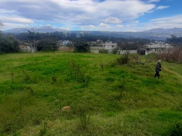 COTOGCHOA, vendo terreno urbano, 1.560m2, todos los servicios