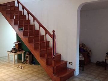 Castelar Norte - Venta - Chalet 7 Ambientes