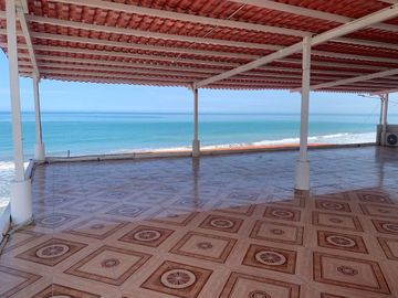 casa de venta en san clemente manabi bb