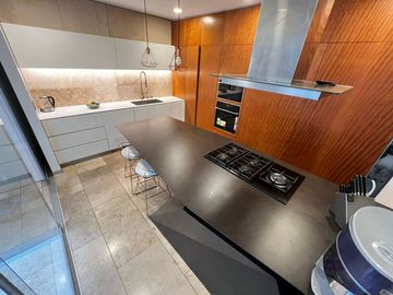VENTA DEPARTAMENTO EN AV. LA FLORESTA CHACARILLA