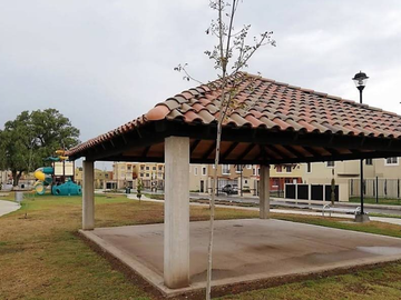 CASA EN VENTA UBICADA EN FRACCIONAMIETO REAL VIZCAYA, TECAMAC. ¡LISTA PARA HABITAR, SE ACEPTAN CREDITOS!