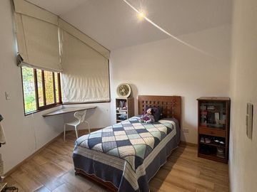 VENDO DUPLEX DE 186M2 + COCHERA EN URB. LAS LOMAS DE LA MOLINA