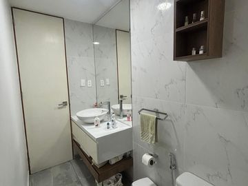VENDO DUPLEX DE 186M2 + COCHERA EN URB. LAS LOMAS DE LA MOLINA