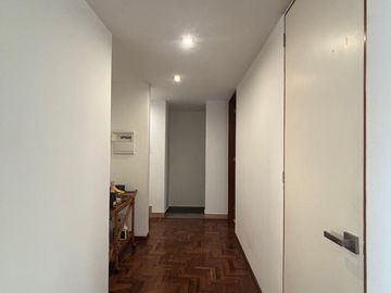 VENDO DUPLEX DE 186M2 + COCHERA EN URB. LAS LOMAS DE LA MOLINA