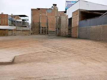 🔥 ¡LOTE ESQUINERO FRENTE A REAL PLAZA CHORRILLOS! - Zonificación RDM (4 Pisos)