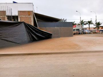 🔥 ¡LOTE ESQUINERO FRENTE A REAL PLAZA CHORRILLOS! - Zonificación RDM (4 Pisos)