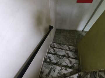 Venta Casa Esquinera de 3 niveles con local para negocio Hacienda Cuba-Pereira