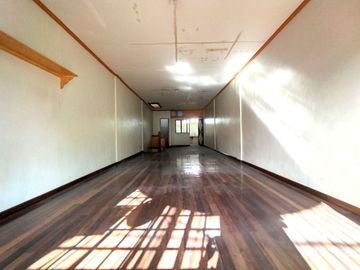 2 floors, 120 sqm Townhouse along Vicente Cruz street, Sampaloc Manila for sale