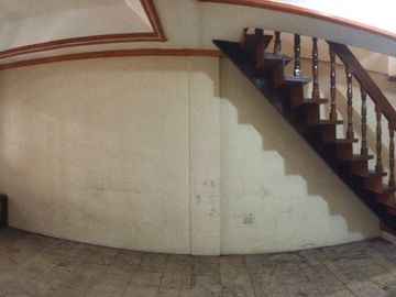 2 floors, 120 sqm Townhouse along Vicente Cruz street, Sampaloc Manila for sale