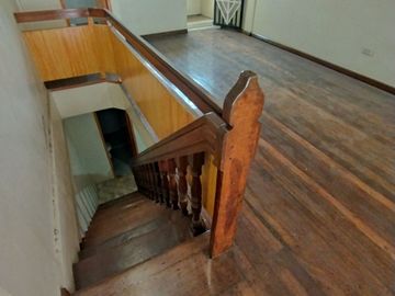 2 floors, 120 sqm Townhouse along Vicente Cruz street, Sampaloc Manila for sale