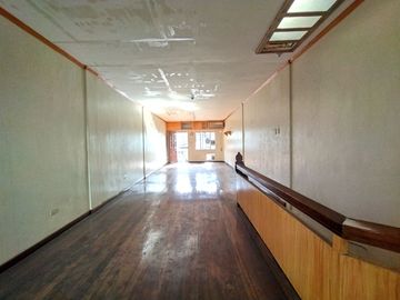 2 floors, 120 sqm Townhouse along Vicente Cruz street, Sampaloc Manila for sale