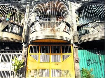 2 floors, 120 sqm Townhouse along Vicente Cruz street, Sampaloc Manila for sale