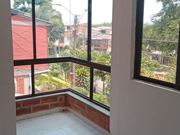 Casa Dúplex amplia en Conjunto Cerrado Dosquebradas