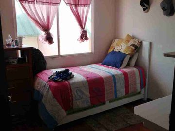 Casa de venta de 4 dormitorios en el norte de Quito