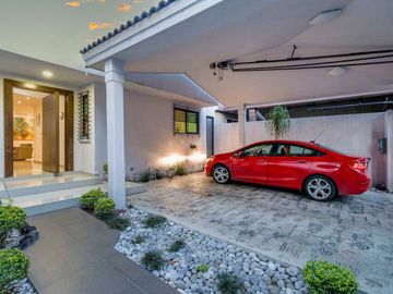 Casa Venta Bosques de las Cumbres