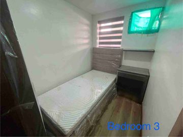HOUSE FOR SALE in Crescent Ville Subdv North Casuntingan Mandaue Cebu