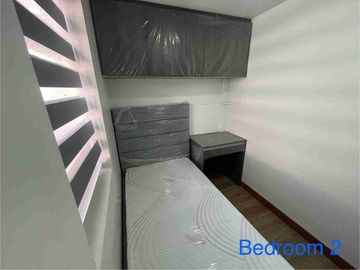 HOUSE FOR SALE in Crescent Ville Subdv North Casuntingan Mandaue Cebu