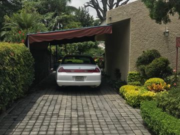 En privada con vigilancia