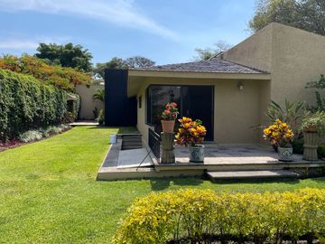 En privada con vigilancia
