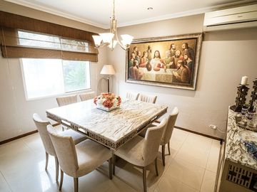 VENDO IMPECABLE Y MARAVILLOSA CASA!!!