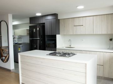 SE VENDE APARTAMENTO EN CALASANZ, PARTE ALTA