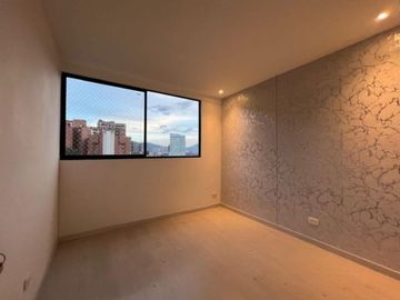 SE VENDE APARTAMENTO EN EL POBLADO, CASTROPOL
