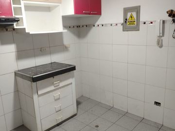 Se Vende Departamento De 100 M2 En Primer Piso En Magdalena