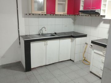 Se Vende Departamento De 100 M2 En Primer Piso En Magdalena