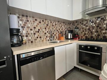 Se Vende o Arrienda Espectacular Apartamento frente al mar.