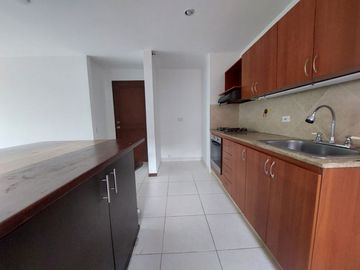 SE VENDE APARTAMENTO, SECTOR EL DORADO