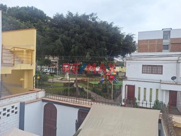Venta De Casa En Urb. Los Laureles - Chorrillos