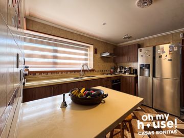 Casa mediterranea de 5 habitaciones en Condominio Los Viñedos de Tabolango