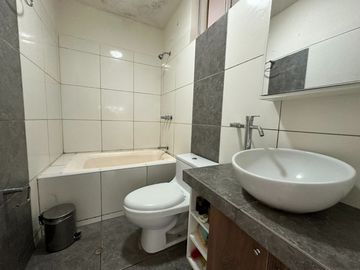 🏡 Moderno Y Elegante Departamento En Venta En Exclusivo Condominio – 2.º Piso + Cochera