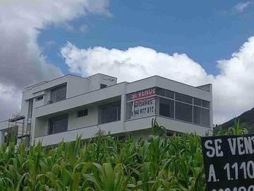 De Venta hermosa casa por estrenar en San Pablo de Lago