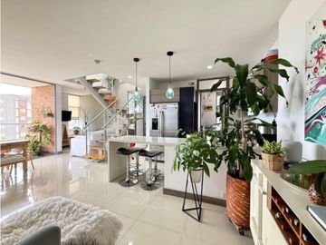 SE VENDE APARTAMENTO DUPLEX EN ENVIGADO, LOMA DEL ESMERALDAL