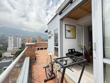 SE VENDE APARTAMENTO DUPLEX EN ENVIGADO, LOMA DEL ESMERALDAL