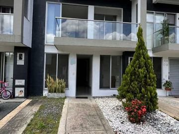 Venta de Casa en conjunto Pueblito Cafetero Pereira