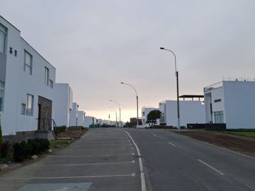 TERRENO A.T 245.61m2 EN CONDOMINIO LOS PORTALES PLAYA EL CORAL ASIA