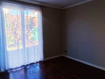 Vendo casa de cuatro dormitorios en Machali Rancagua