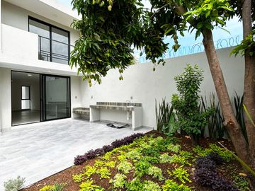 Casa en venta Acropolis (entre tepeyac y andrade) remodelada