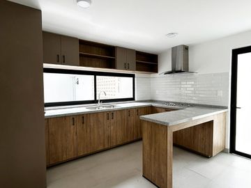 Casa en venta Acropolis (entre tepeyac y andrade) remodelada