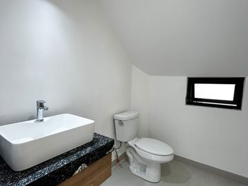 Casa en venta Acropolis (entre tepeyac y andrade) remodelada