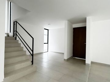 Casa en venta Acropolis (entre tepeyac y andrade) remodelada