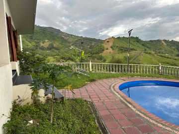 para la venta  finca productiva en combia sector del Pital