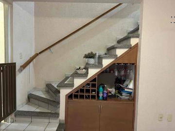 CASA EN VENTA EN ARBOLEDAS DE IBARRILLA