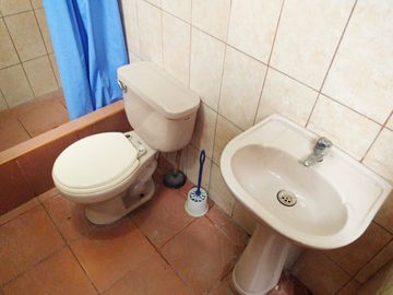 DEPARTAMENTO EN 1ER PISO , 133M2 , CASA BLANCA , SJL