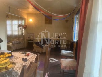 CASA  CON  GRAN POTENCIAL PARA REMODELAR